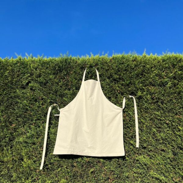 Tablier réversible en coton lavé – Image 7