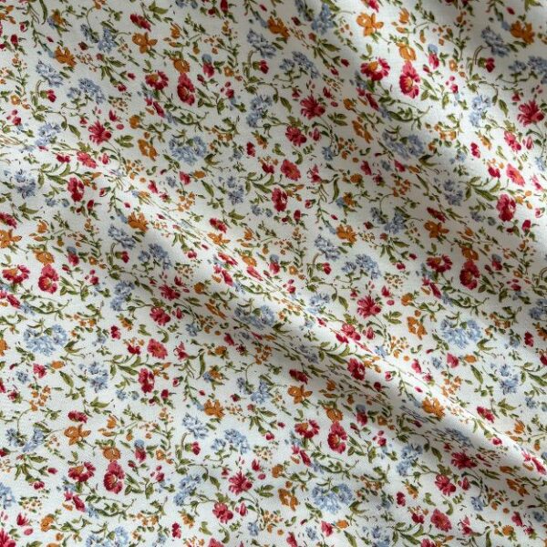 Tissu popeline de viscose fleurs fond blanc cassé